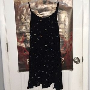 MEDIUM FLOWY DRESS WITH BUTTERFLIES